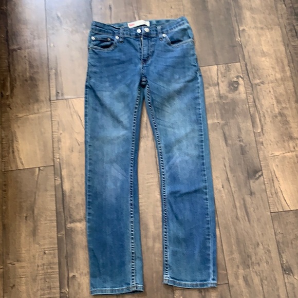 Levis Jeans - Picture 2 of 5